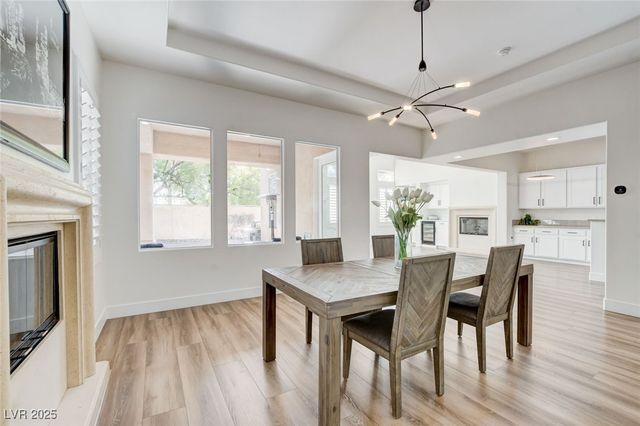 11251 La Madre Ridge Drive, Las Vegas, NV 89135