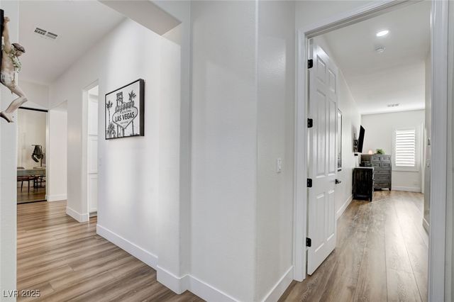 11251 La Madre Ridge Drive, Las Vegas, NV 89135