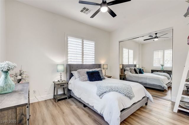 11251 La Madre Ridge Drive, Las Vegas, NV 89135