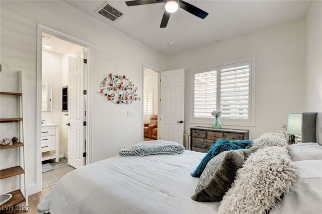 11251 La Madre Ridge Drive, Las Vegas, NV 89135