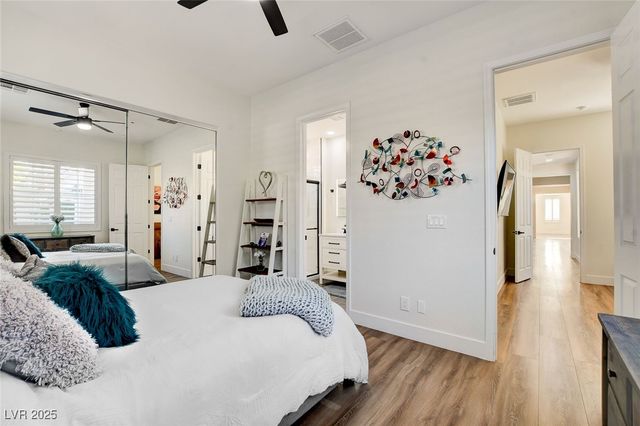 11251 La Madre Ridge Drive, Las Vegas, NV 89135