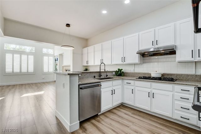 11251 La Madre Ridge Drive, Las Vegas, NV 89135