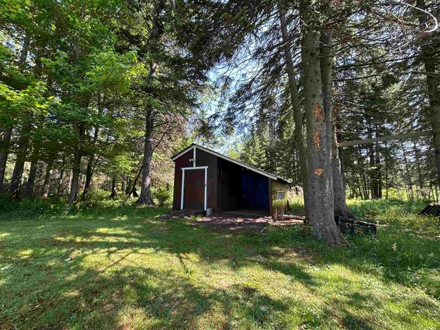 26 Dalton Road, Pittsburg, NH 03592