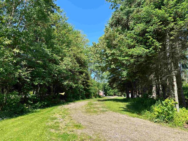 26 Dalton Road, Pittsburg, NH 03592