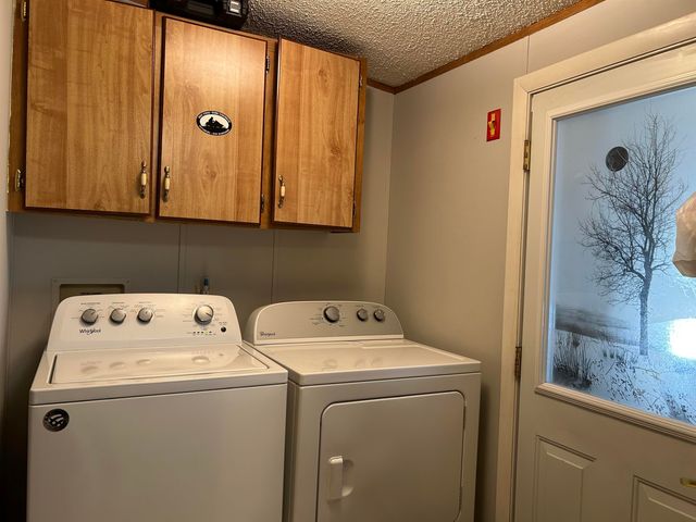 26 Dalton Road, Pittsburg, NH 03592