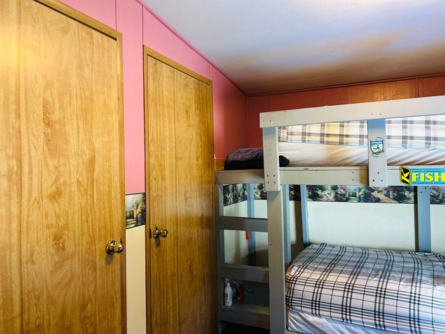 26 Dalton Road, Pittsburg, NH 03592