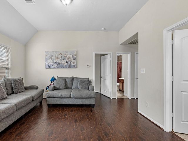 10518 Sun River Falls Drive, Humble, TX 77396