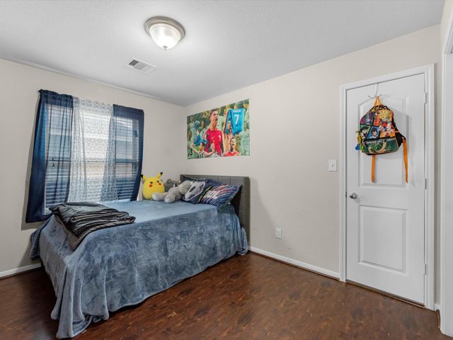 10518 Sun River Falls Drive, Humble, TX 77396