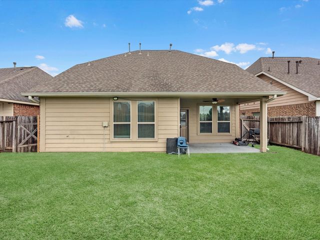 10518 Sun River Falls Drive, Humble, TX 77396