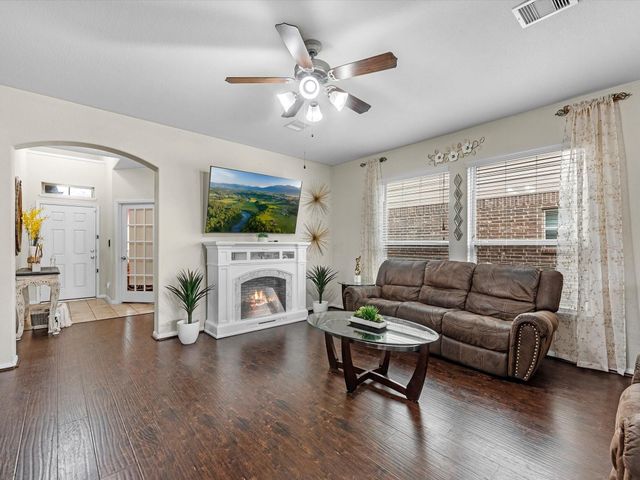 10518 Sun River Falls Drive, Humble, TX 77396