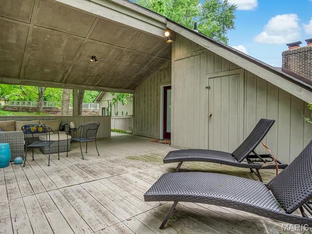 44 Larkmoor Drive, Glen Carbon, IL 62034