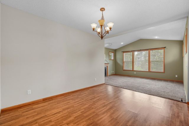 11333 Ivywood Trail, Woodbury, MN 55129