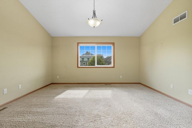 11333 Ivywood Trail, Woodbury, MN 55129