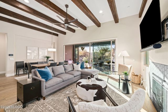 14374 N Mickelson Canyon Court, Oro Valley, AZ 85755