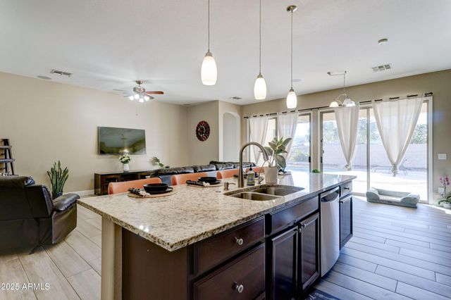 4611 W Paseo Way, Laveen, AZ 85339