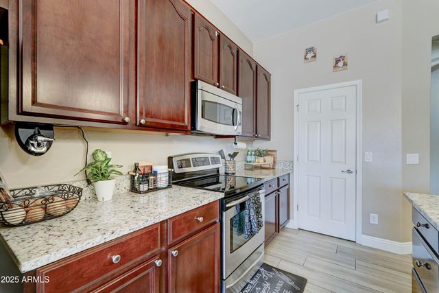 4611 W Paseo Way, Laveen, AZ 85339