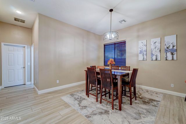 4611 W Paseo Way, Laveen, AZ 85339