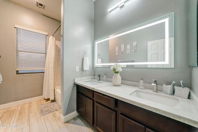 4611 W Paseo Way, Laveen, AZ 85339