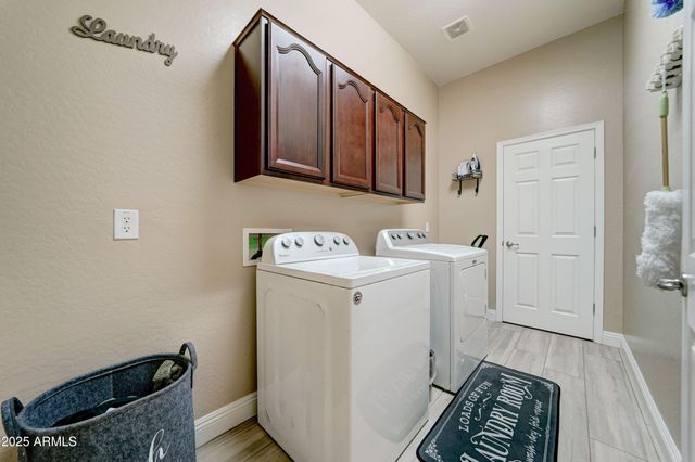 4611 W Paseo Way, Laveen, AZ 85339