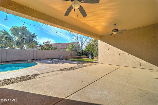 4611 W Paseo Way, Laveen, AZ 85339