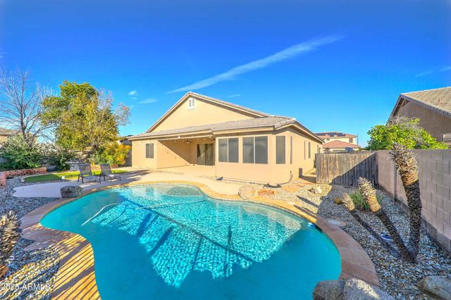 4611 W Paseo Way, Laveen, AZ 85339