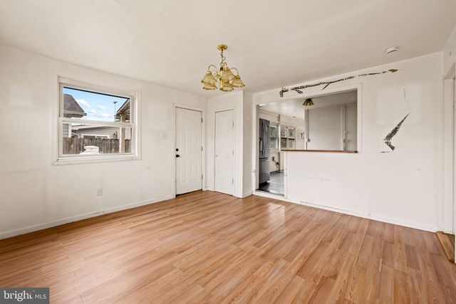 1318 WILSON POINT RD, Baltimore, MD 21220