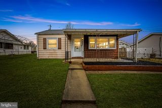 1318 WILSON POINT RD, Baltimore, MD 21220