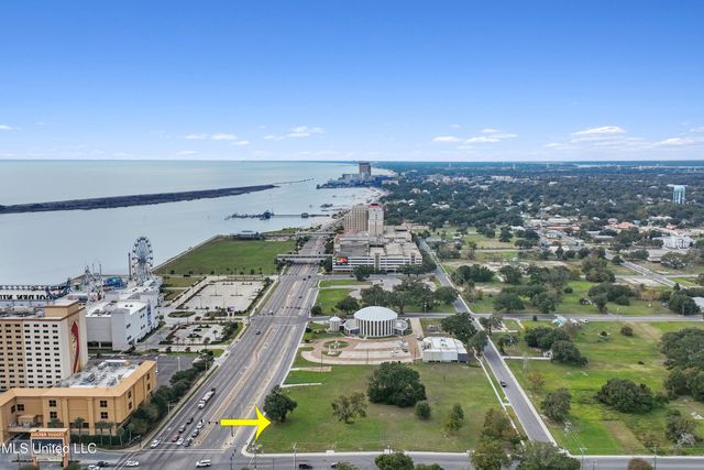 164 Beach Blvd., Biloxi, MS 39530