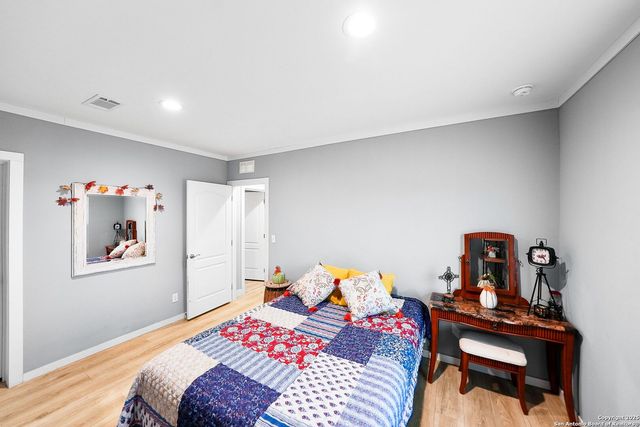 192 County Road 5635, Castroville, TX 78009