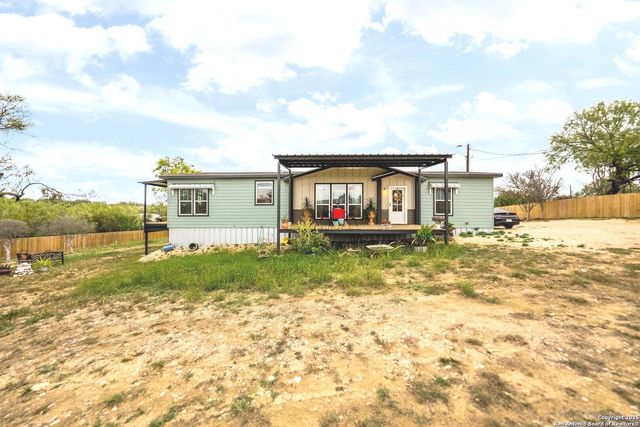 192 County Road 5635, Castroville, TX 78009