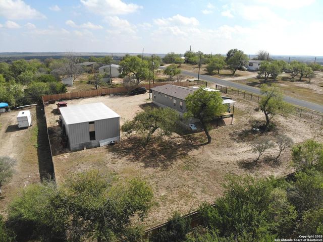 192 County Road 5635, Castroville, TX 78009