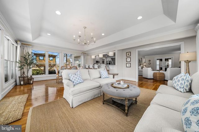 8897 MCNAIR DR, Alexandria, VA 22309