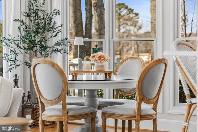 8897 MCNAIR DR, Alexandria, VA 22309