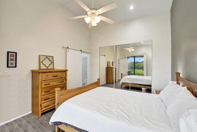 10631 NW 14th Street 212, Plantation, FL 33322