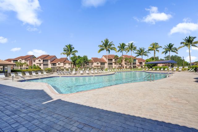 10631 NW 14th Street 212, Plantation, FL 33322