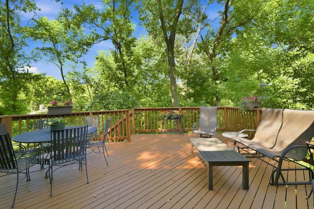 12808 Woodview Lane, Burnsville, MN 55337