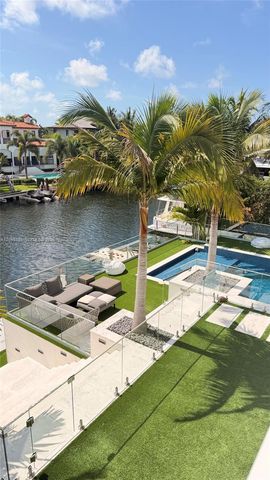 6819 Sunrise Place, Coral Gables, FL 33133