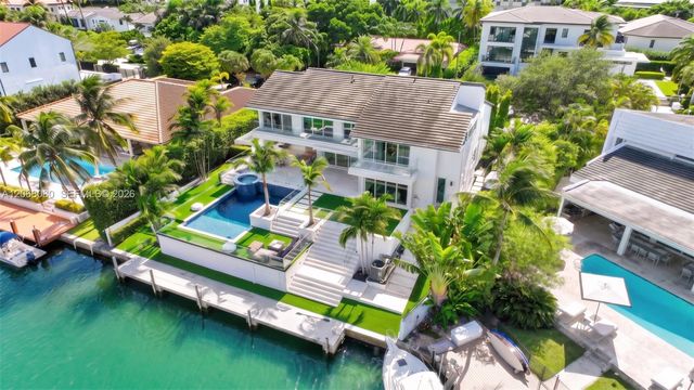6819 Sunrise Place, Coral Gables, FL 33133