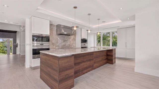 6819 Sunrise Place, Coral Gables, FL 33133