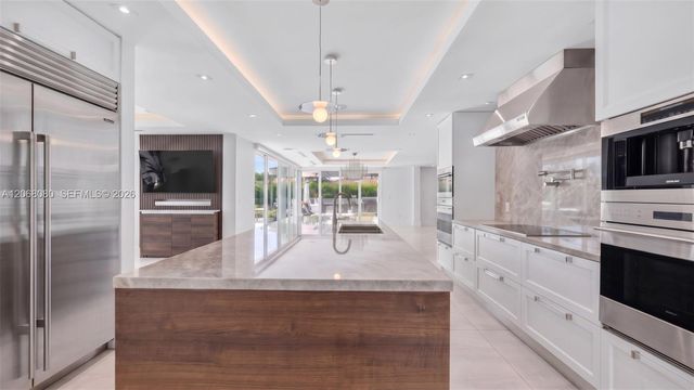 6819 Sunrise Place, Coral Gables, FL 33133