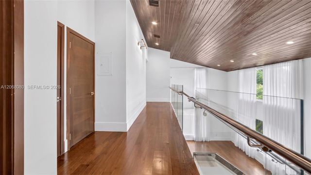 6819 Sunrise Place, Coral Gables, FL 33133