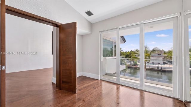 6819 Sunrise Place, Coral Gables, FL 33133