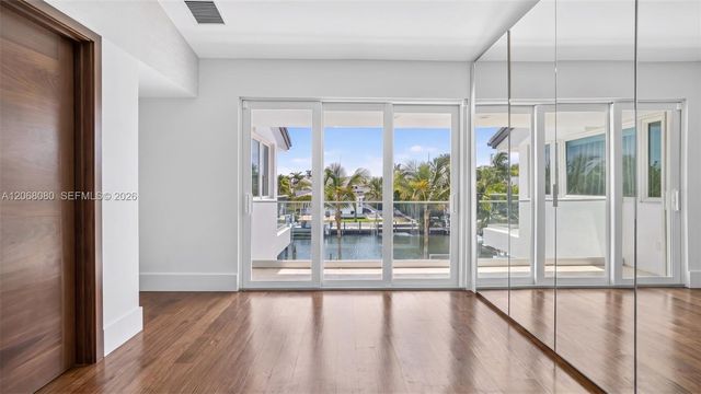 6819 Sunrise Place, Coral Gables, FL 33133