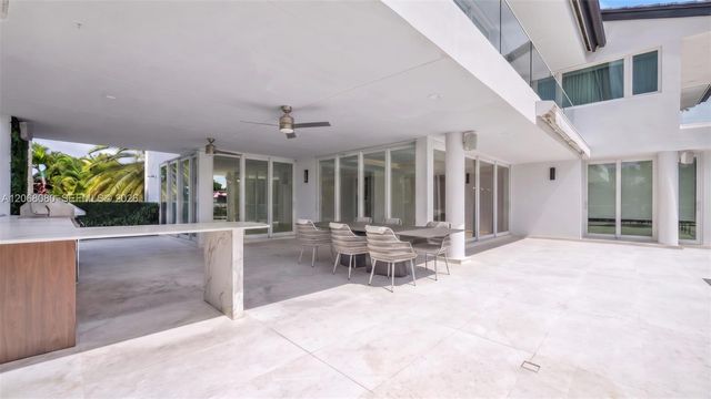 6819 Sunrise Place, Coral Gables, FL 33133