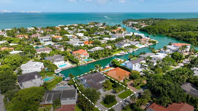 6819 Sunrise Place, Coral Gables, FL 33133