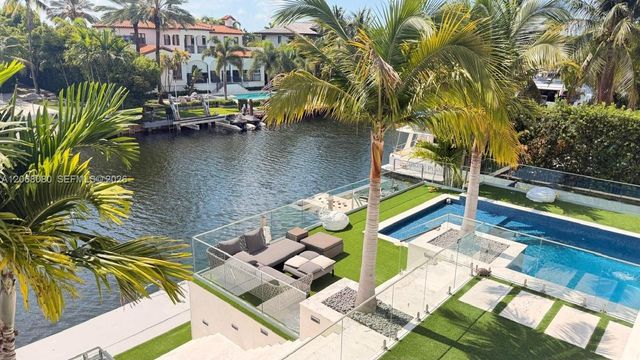6819 Sunrise Place, Coral Gables, FL 33133