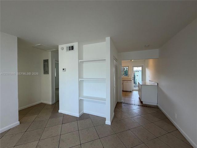 1831 SW 24th St W, Fort Lauderdale, FL 33315