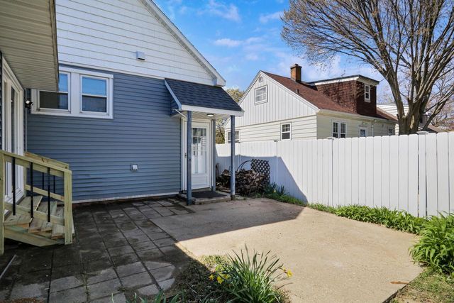 1314 79th STREET, Kenosha, WI 53143