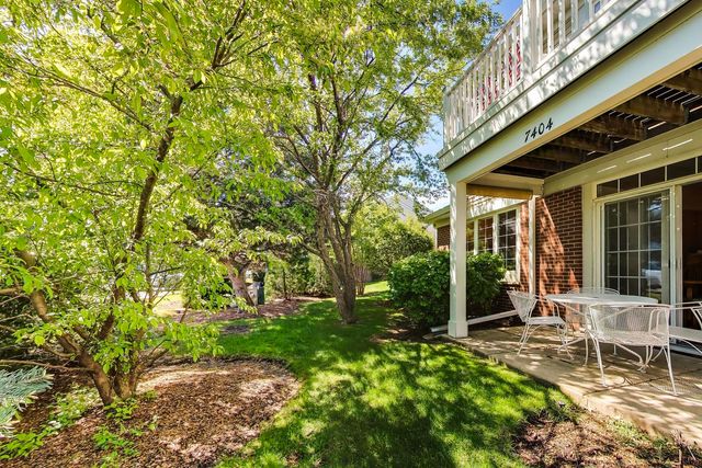 7404 LINCOLN Avenue B, Skokie, IL 60076