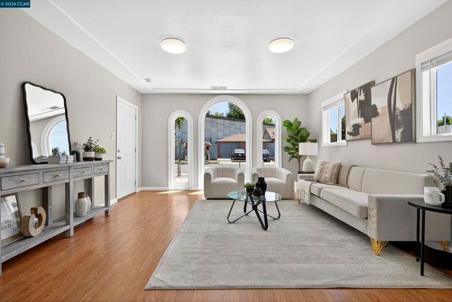 329 45Th St, Richmond, CA 94805